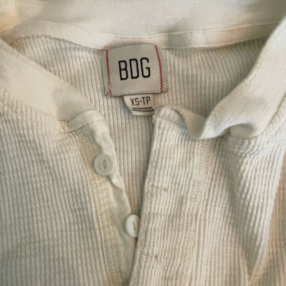 BDG Off-White Ribbed Button-Up Top - Picture 2 of 2